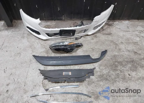 2013 Ford Fusion Hybrid Se z USA, uszkodzony, nr VIN 3FA6P0LUXDR328767